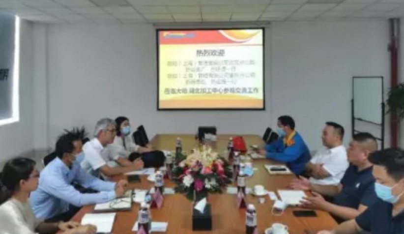 阪和武漢、阪和重慶總經理一行來訪大明湖北加工中心